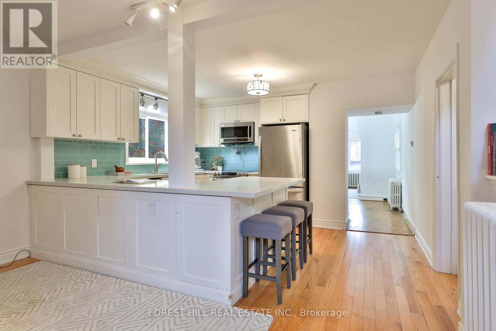 912 BRIAR HILL AVENUE — Toronto (Briar Hill-Belgravia), Ontario - Photo 3 of 25