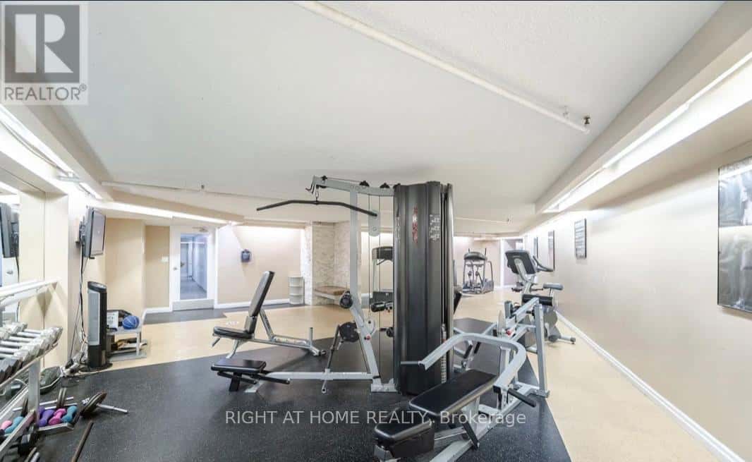 317 - 61 MARKBROOK LANE — Toronto (Mount Olive-Silverstone-Jamestown), Ontario - Photo 2 of 25