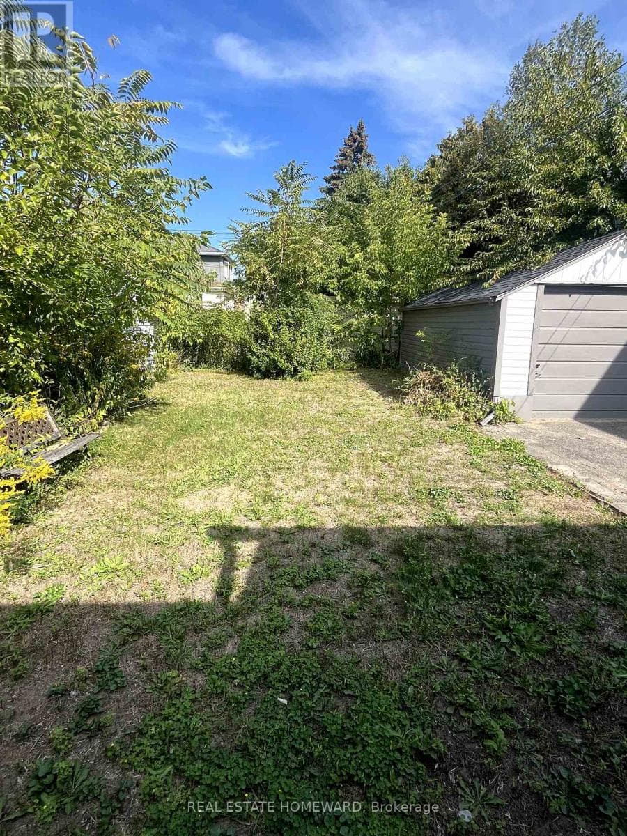 322 COSBURN AVENUE — Toronto (East York), Ontario - Main photo