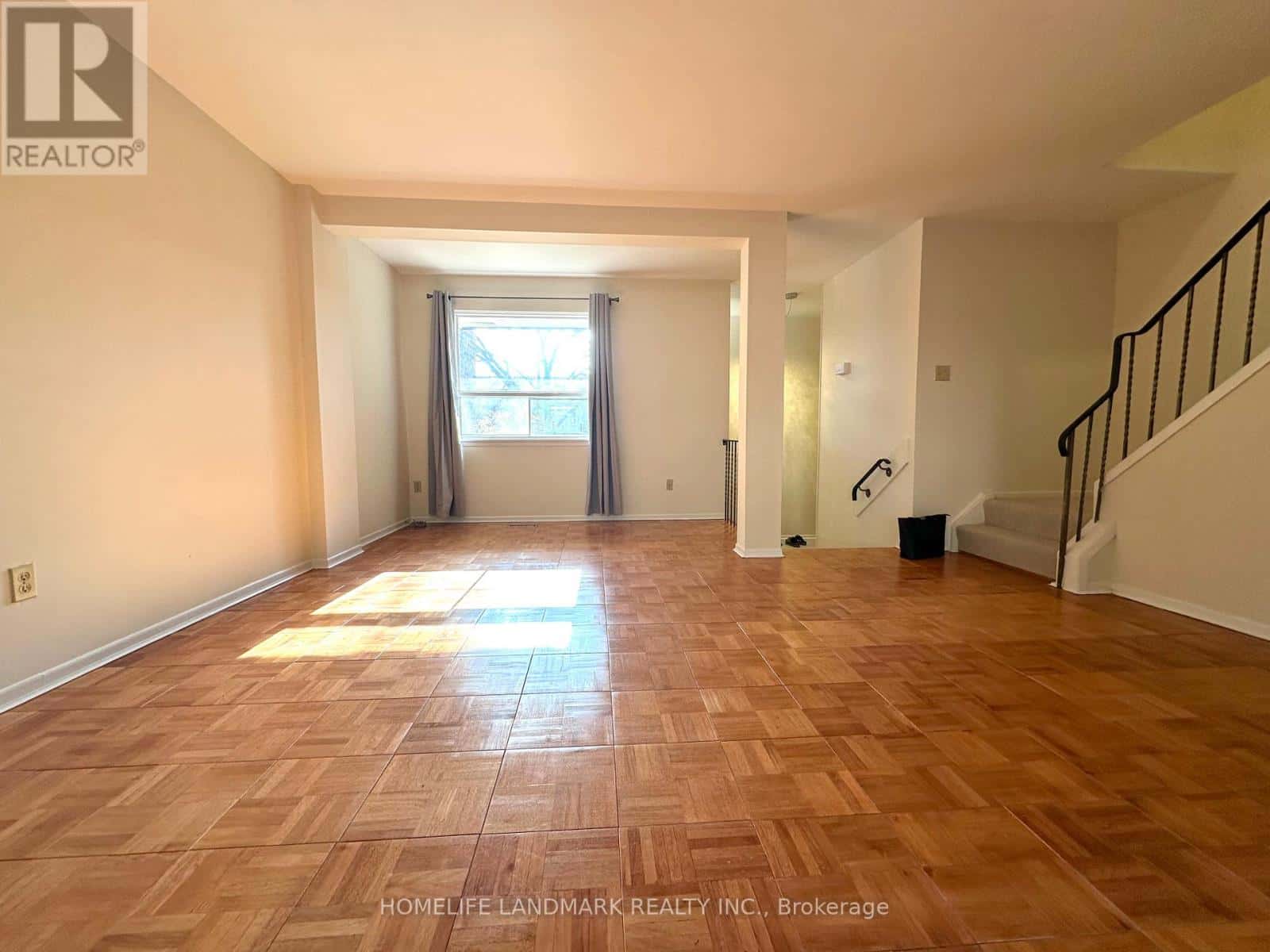 161 CAROLBREEN SQUARE — Toronto (Agincourt North), Ontario - Photo 5 of 27