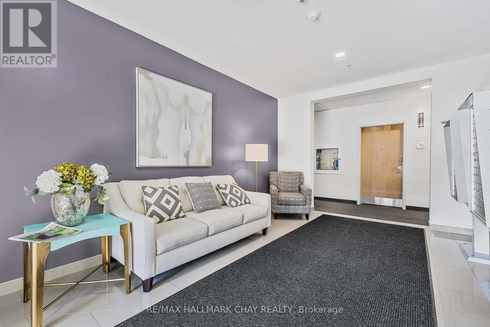 107 - 64 QUEEN STREET S — New Tecumseth (Tottenham), Ontario - Photo 4 of 37