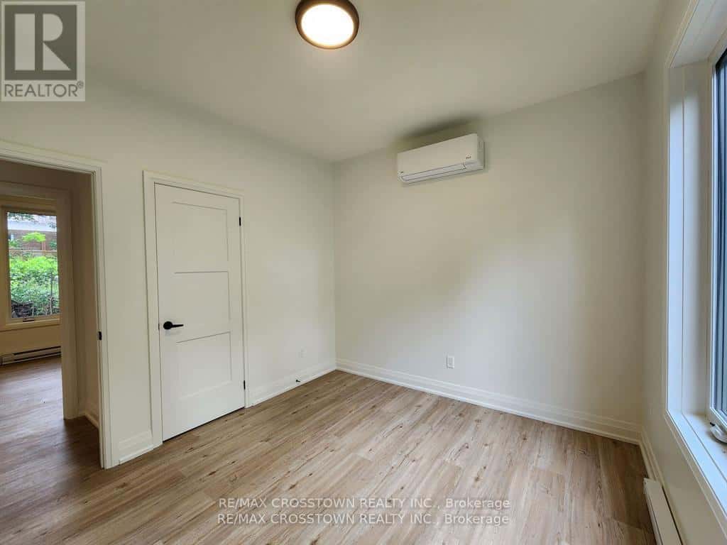 GDN STE - 120 DUNDONALD STREET — Barrie (Codrington), Ontario - Photo 3 of 15