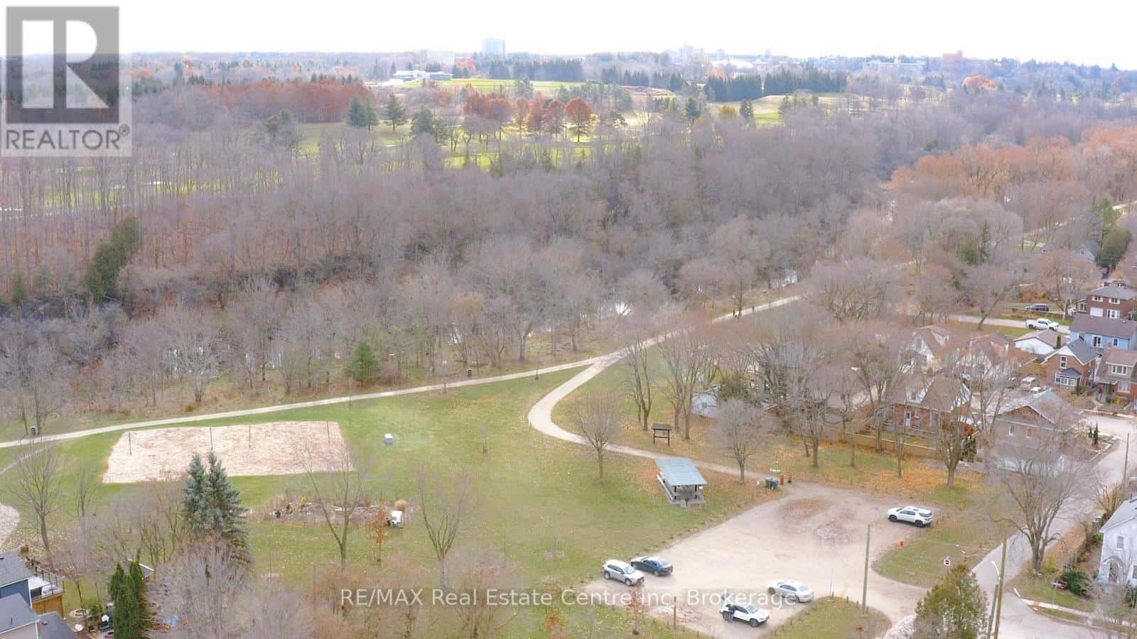 217 VICTORIA ROAD S — Guelph (St. Patrick's Ward), Ontario - Photo 5 of 26