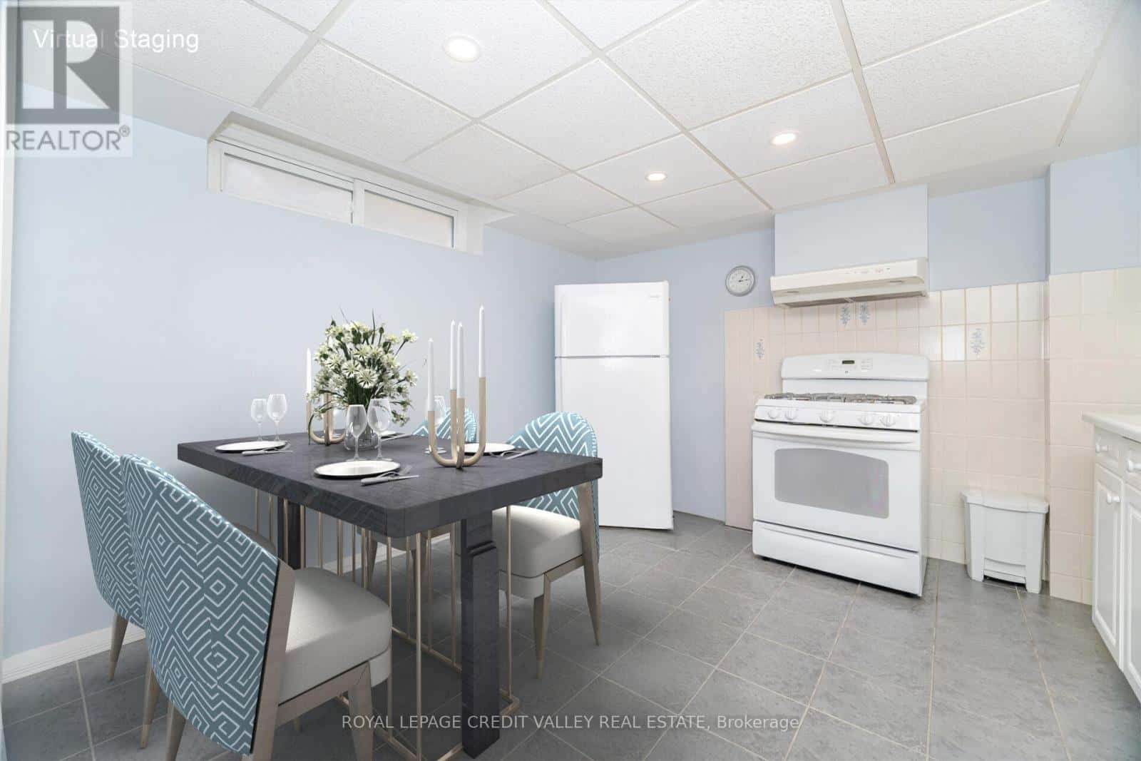 1017 Streamway Crescent