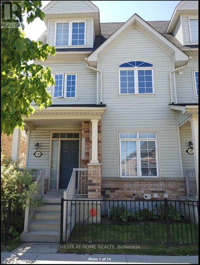 119 KENNETH HOBBS AVENUE W — Whitby (Pringle Creek), Ontario - Photo 5 of 13