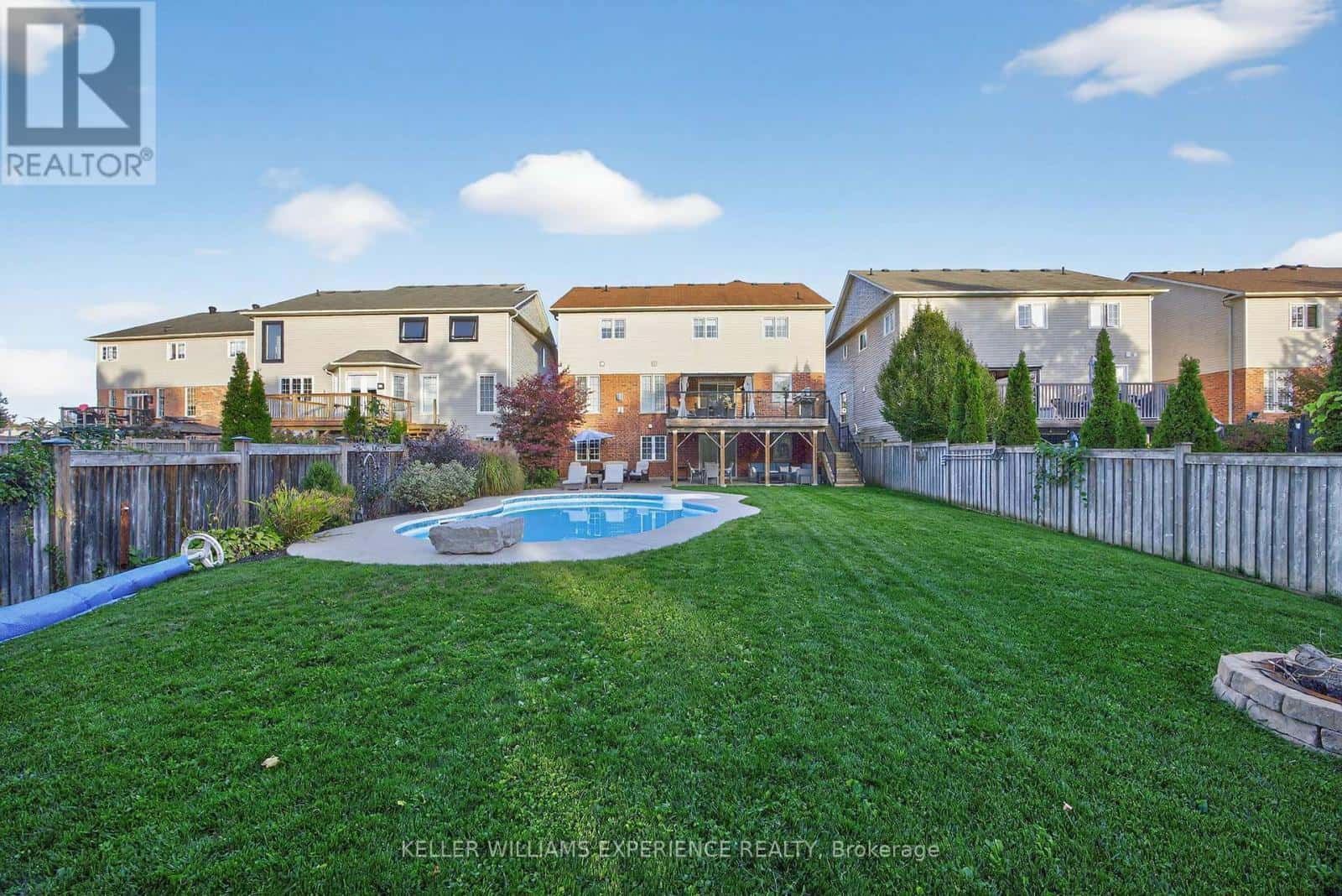 50 REGALIA WAY — Barrie (Innis-Shore), Ontario - Photo 2 of 30