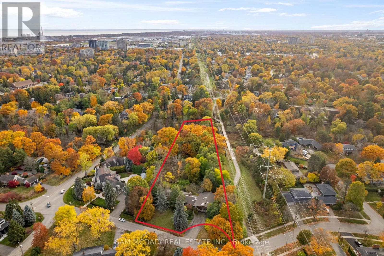 1310 RAVINE DRIVE — Mississauga (Lorne Park), Ontario - Main photo