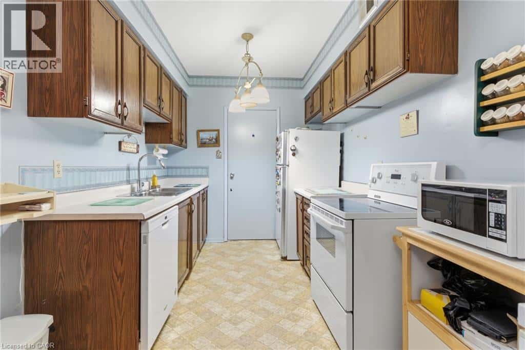 190 HIGHWAY 20 W Unit# 101 — Pelham, Ontario - Photo 4 of 31