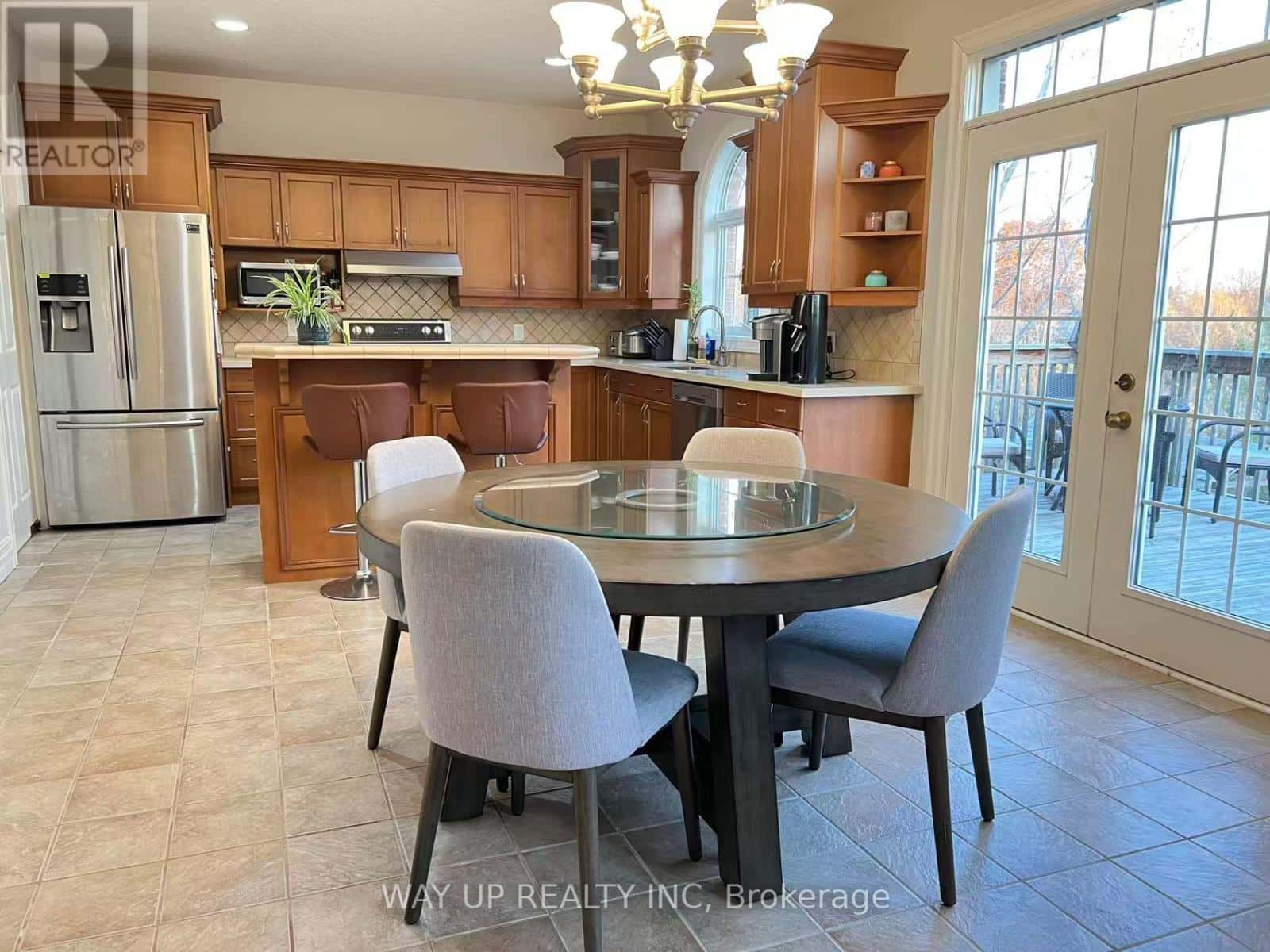 LOWER LEVEL - 401 KINGBIRD COURT — London North (North B), Ontario - Photo 5 of 10