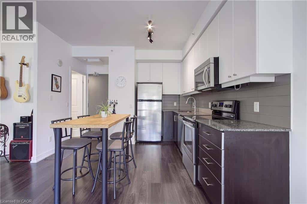 8 FIELDWAY Road Unit# 306 — Etobicoke, Ontario - Photo 5 of 44