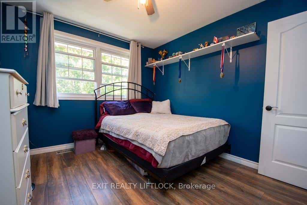 1456 FIRWOOD CRESCENT — Peterborough (Monaghan Ward 2), Ontario - Photo 5 of 50