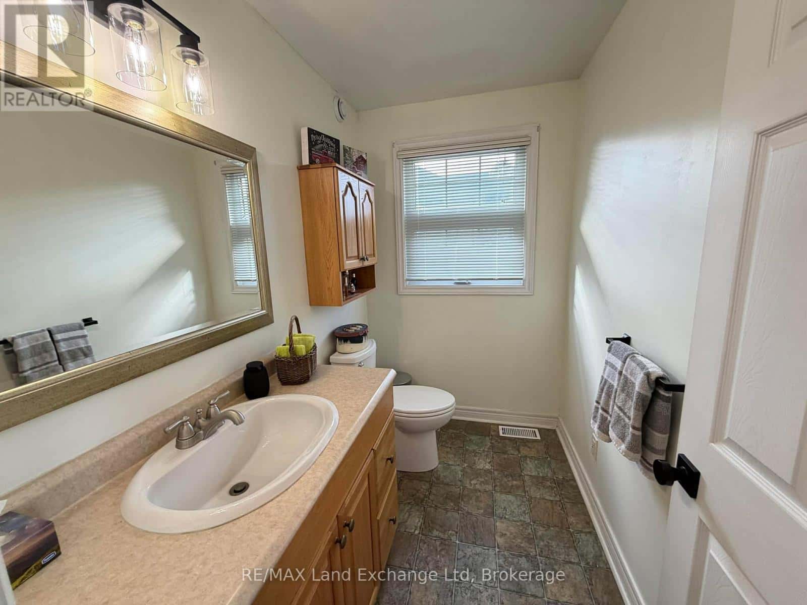 122 JAMES STREET — Arran-Elderslie, Ontario - Photo 2 of 44