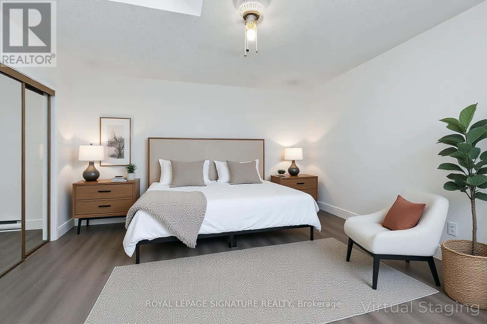 215 Danforth Avenue 3