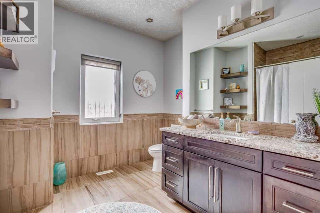 101 Sommer Way — Saprae Creek, Alberta - Photo 2 of 50