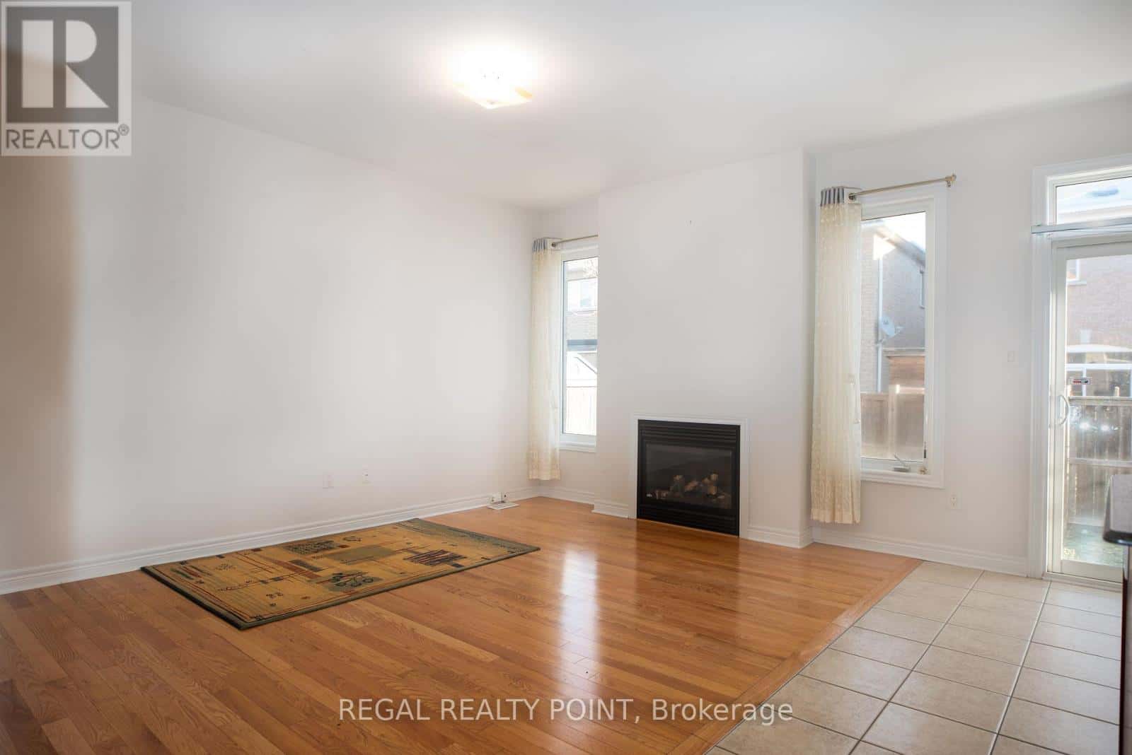 69 MARIA ROAD — Markham (Wismer), Ontario - Photo 3 of 11