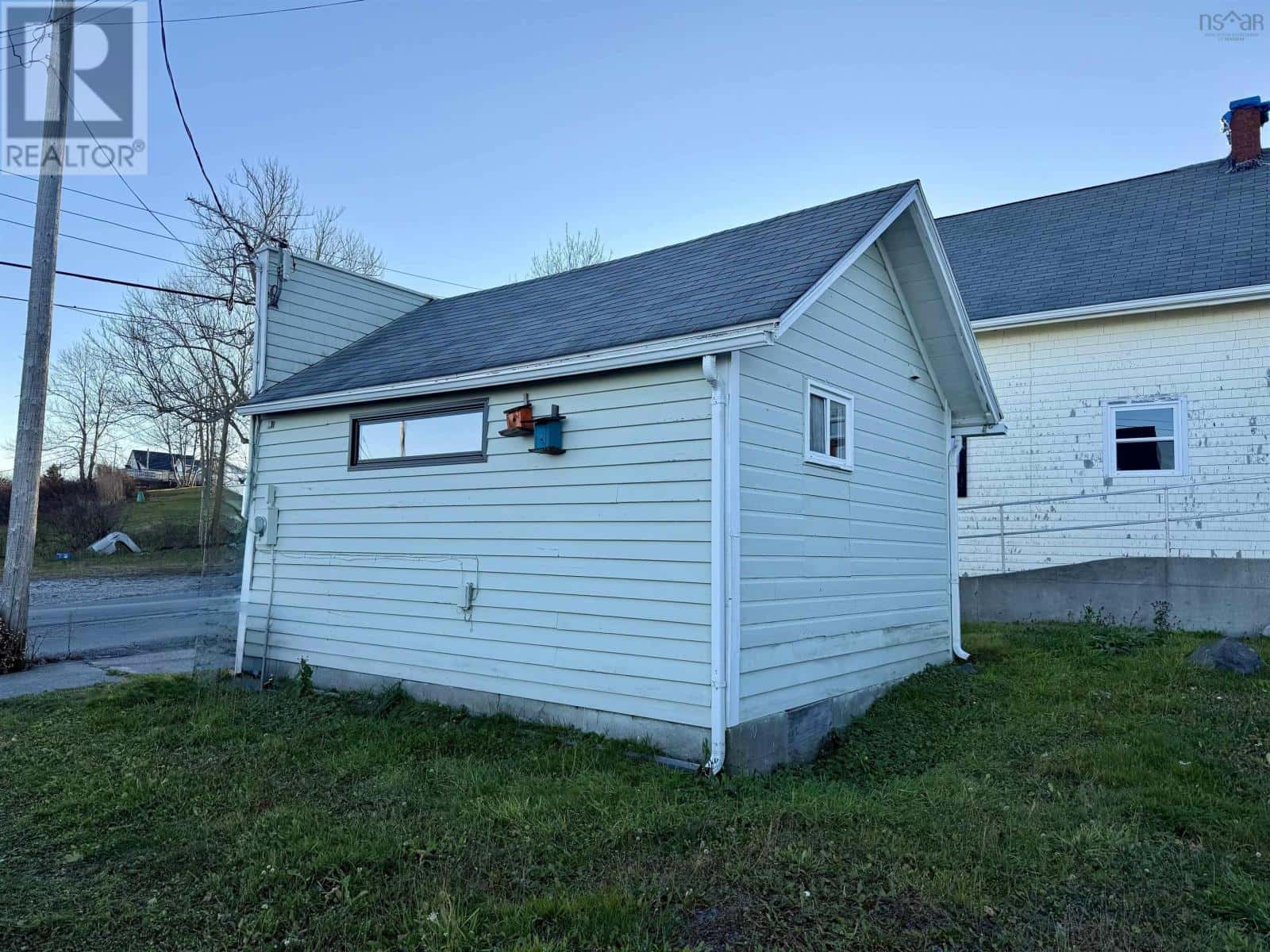 4 Beech Street — Lockeport, Nova Scotia - Photo 2 of 13