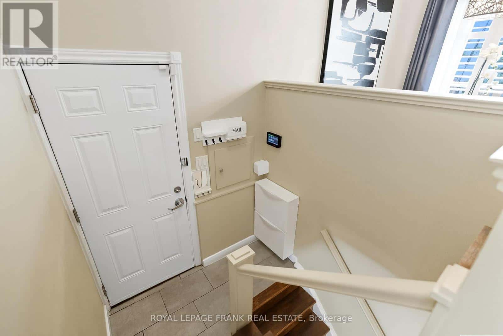 131 JONES AVENUE — Oshawa (Centennial), Ontario - Photo 4 of 45