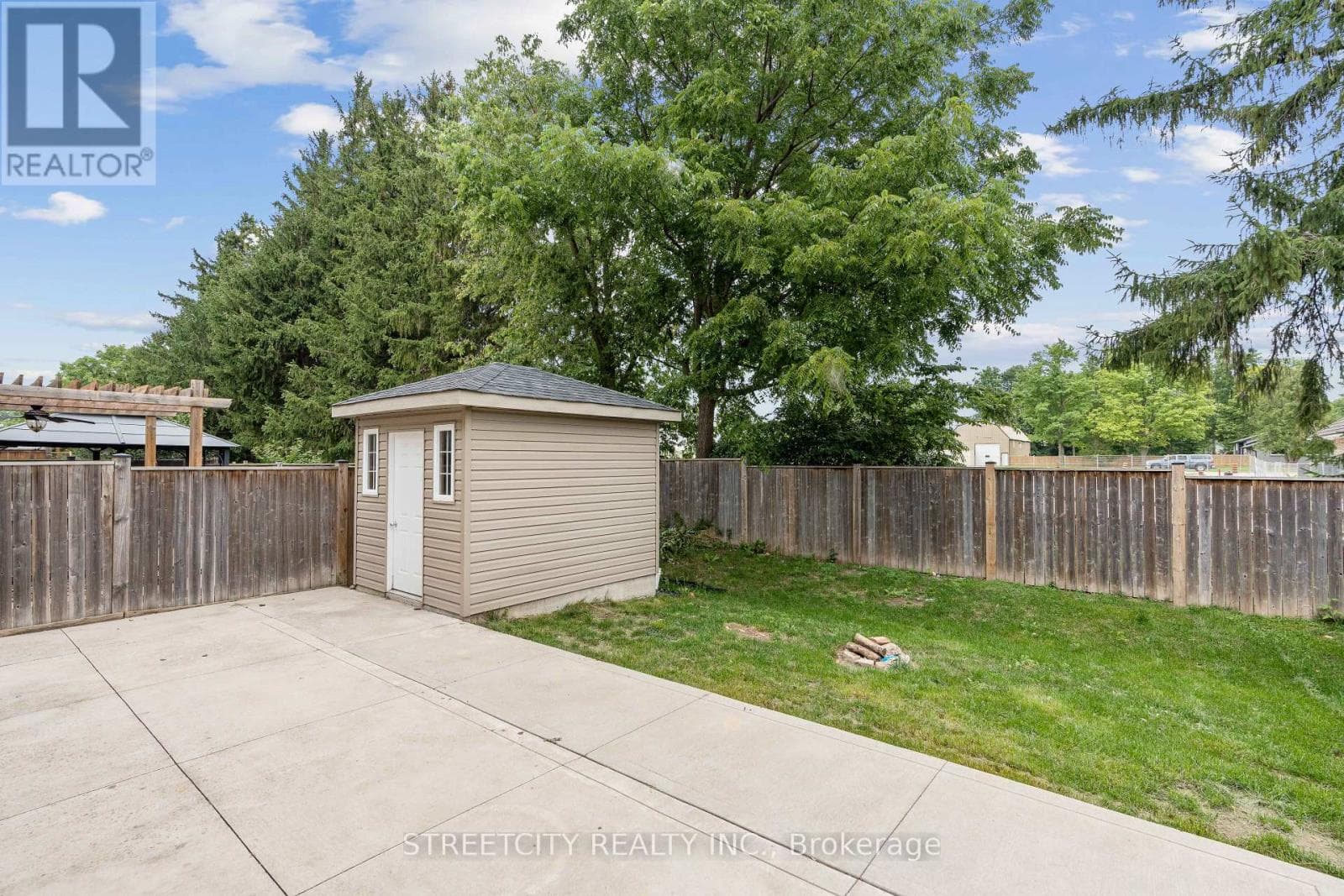 1287 HOWLETT CIRCLE — London North (North C), Ontario - Main photo