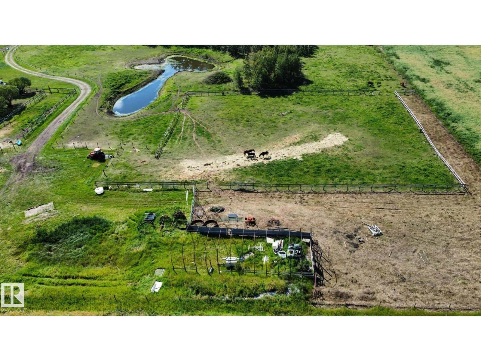 55202 RR 230 — Rural Sturgeon County, Alberta - Photo 2 of 11