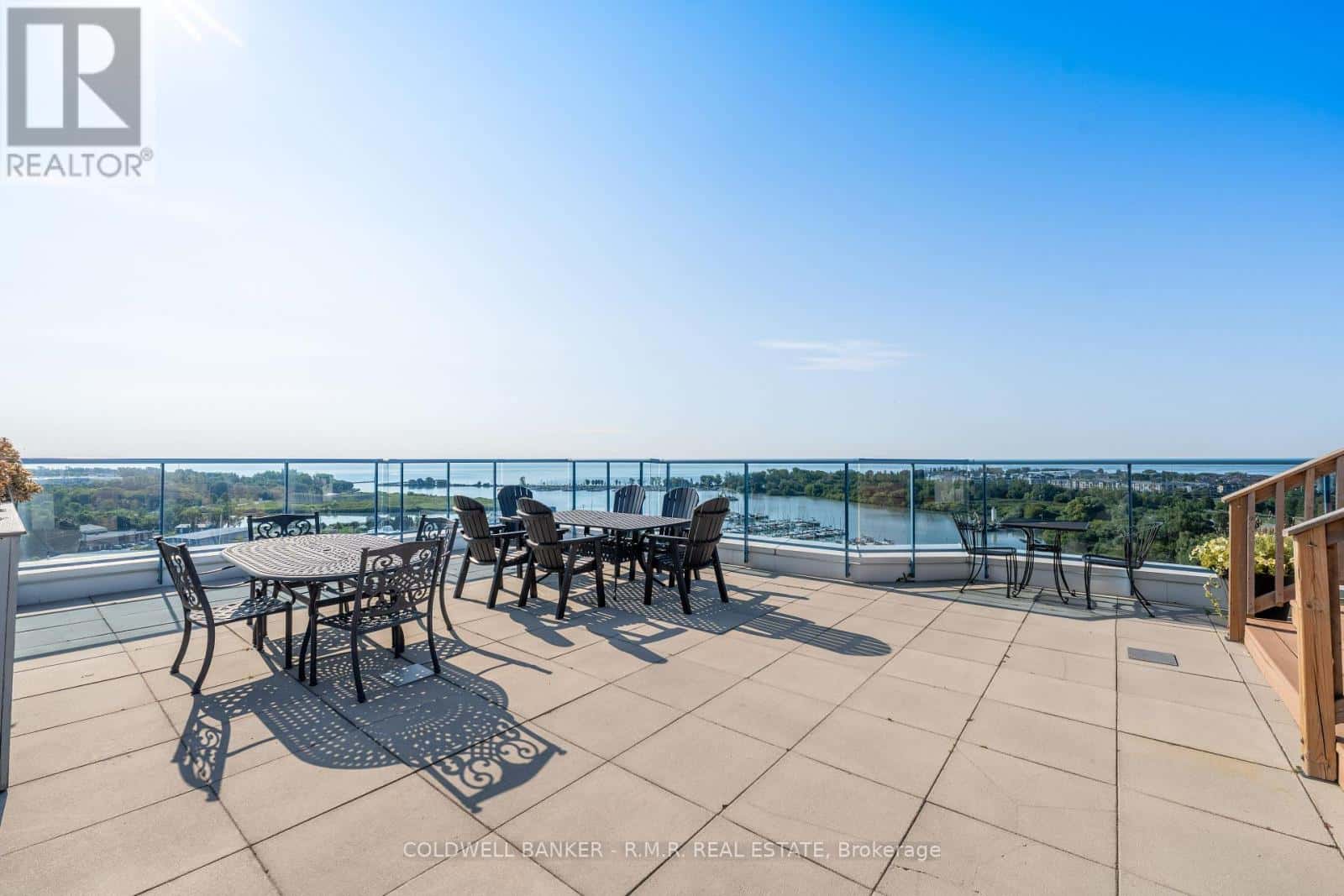 340 Watson Street West 517