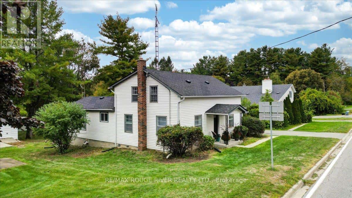 232 LYLE STREET N — Alnwick/Haldimand (Grafton), Ontario - Photo 2 of 44