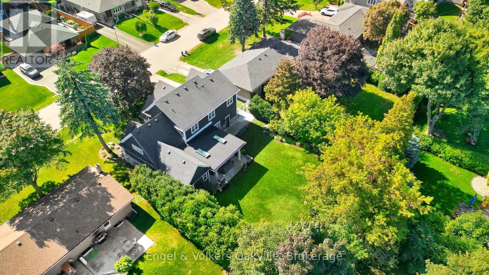 1378 LANGDALE CRESCENT — Oakville (FA Falgarwood), Ontario - Main photo