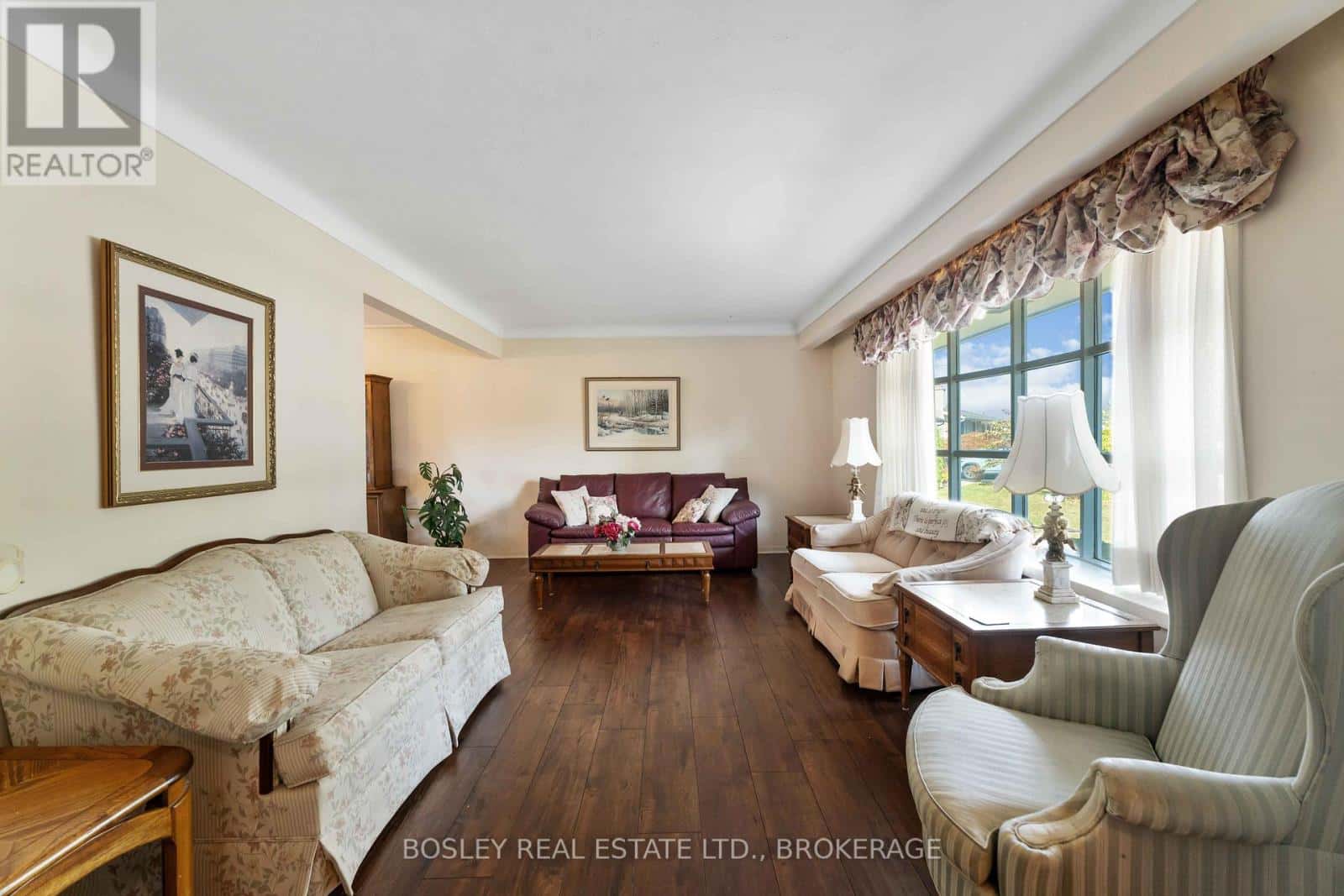 27 MEADOWLARK CRESCENT — St. Catharines (Lakeshore), Ontario - Photo 5 of 41