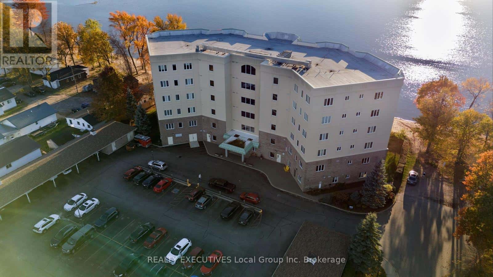 404 - 533 LAKESHORE DRIVE — North Bay (Ferris), Ontario - Photo 4 of 33