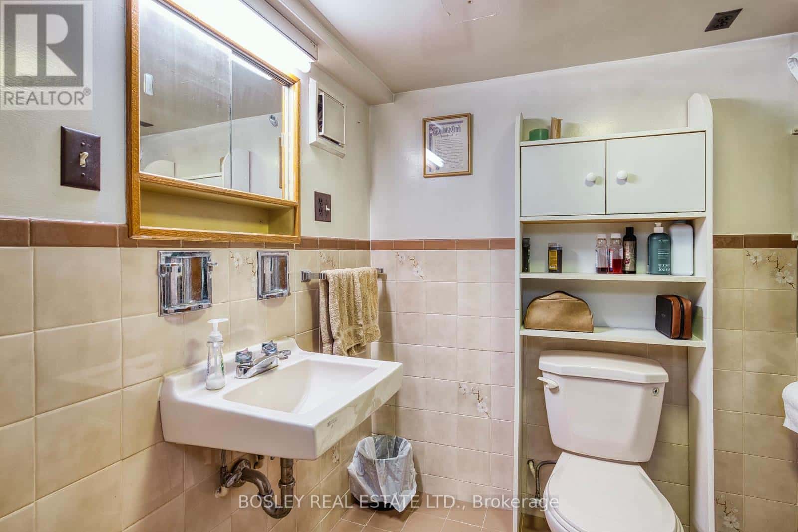 38 HALTON STREET — Toronto (Trinity-Bellwoods), Ontario - Photo 4 of 37