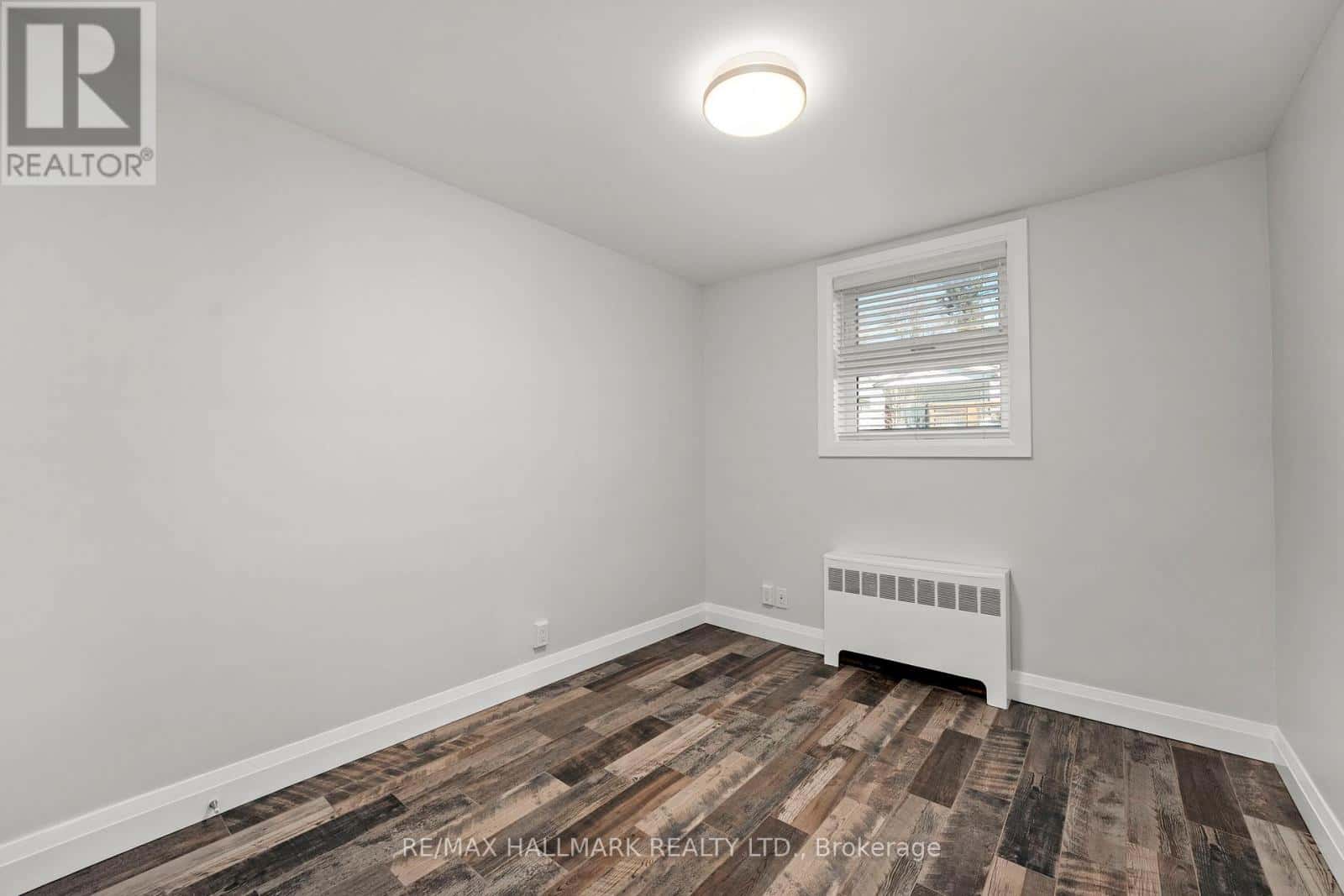 UNIT 2 - 276 KING EDWARD AVENUE — Toronto (Woodbine-Lumsden), Ontario - Photo 4 of 19