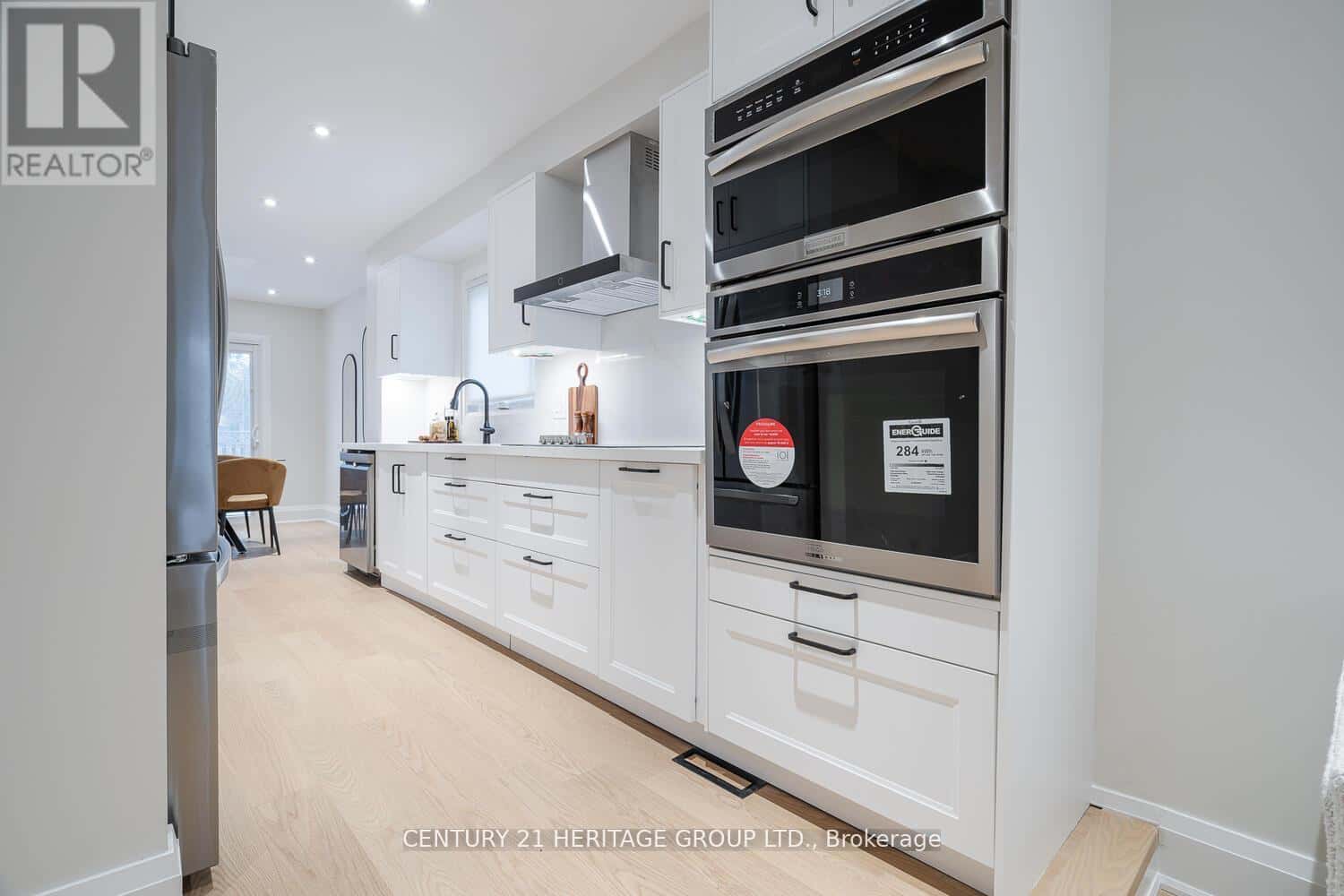 MAIN - 23 MERRYLYN DRIVE — Richmond Hill (North Richvale), Ontario - Photo 5 of 36