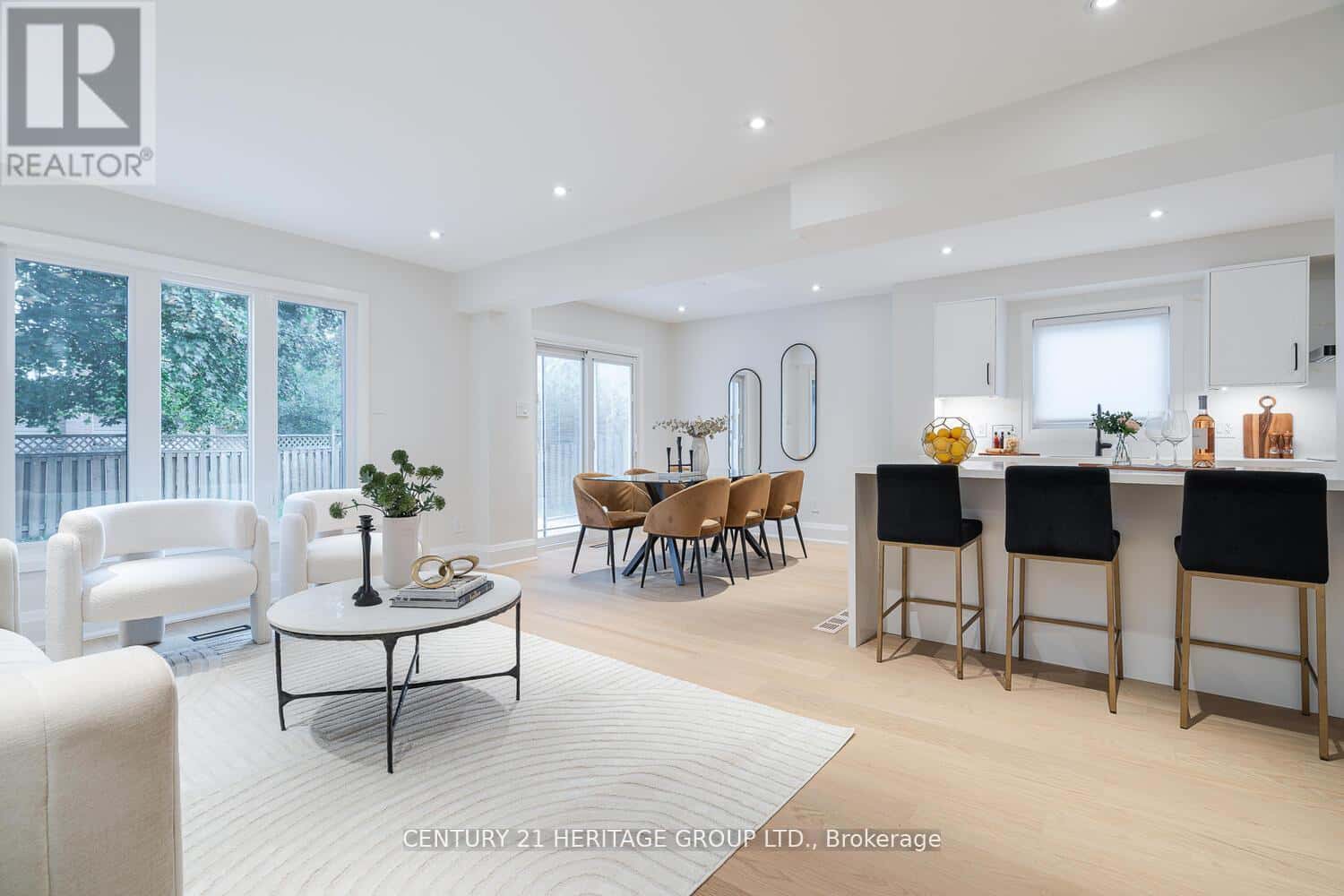 MAIN - 23 MERRYLYN DRIVE — Richmond Hill (North Richvale), Ontario - Photo 3 of 36