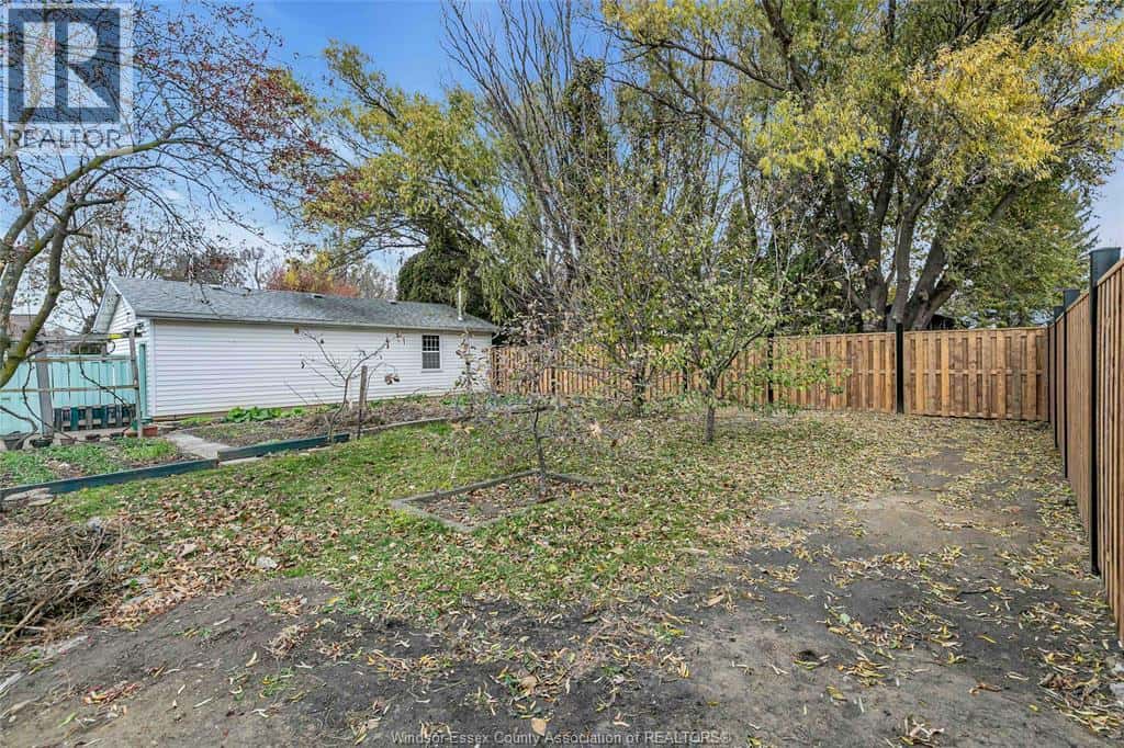 56-60 COUNTY RD 50 West — Colchester, Ontario - Photo 5 of 50