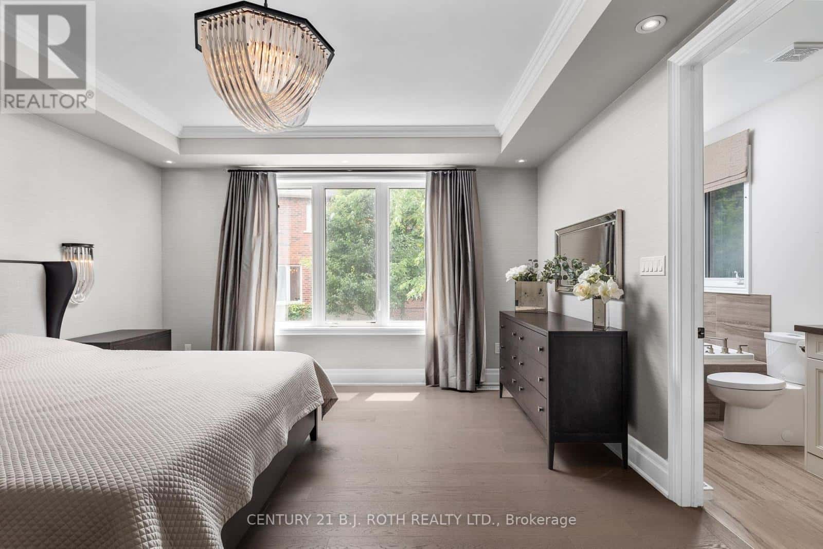 3 CAMERON STREET — Springwater (Centre Vespra), Ontario - Photo 5 of 37