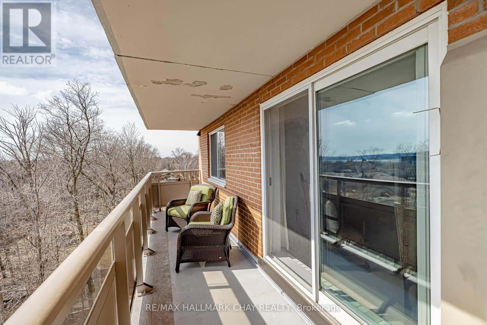 706 - 414 BLAKE STREET — Barrie (Codrington), Ontario - Photo 3 of 47