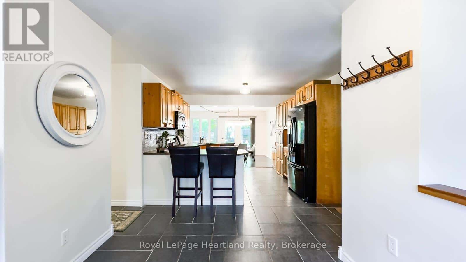 216 SHADYWOOD CRESCENT — Huron-Kinloss, Ontario - Photo 3 of 50