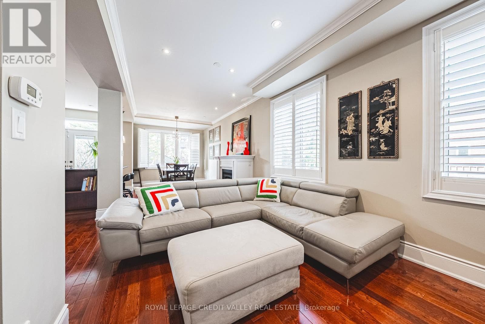 36 LUNNESS ROAD — Toronto (Alderwood), Ontario - Main photo