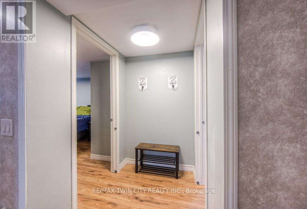 517 - 99 FOURTH CONCESSION ROAD — Brant (Burford), Ontario - Main photo