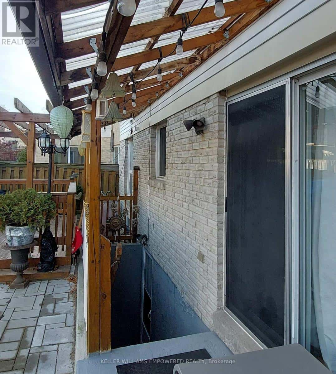 BASEMENT - 206 YORK HILL BOULEVARD — Vaughan (Crestwood-Springfarm-Yorkhill), Ontario - Photo 4 of 21