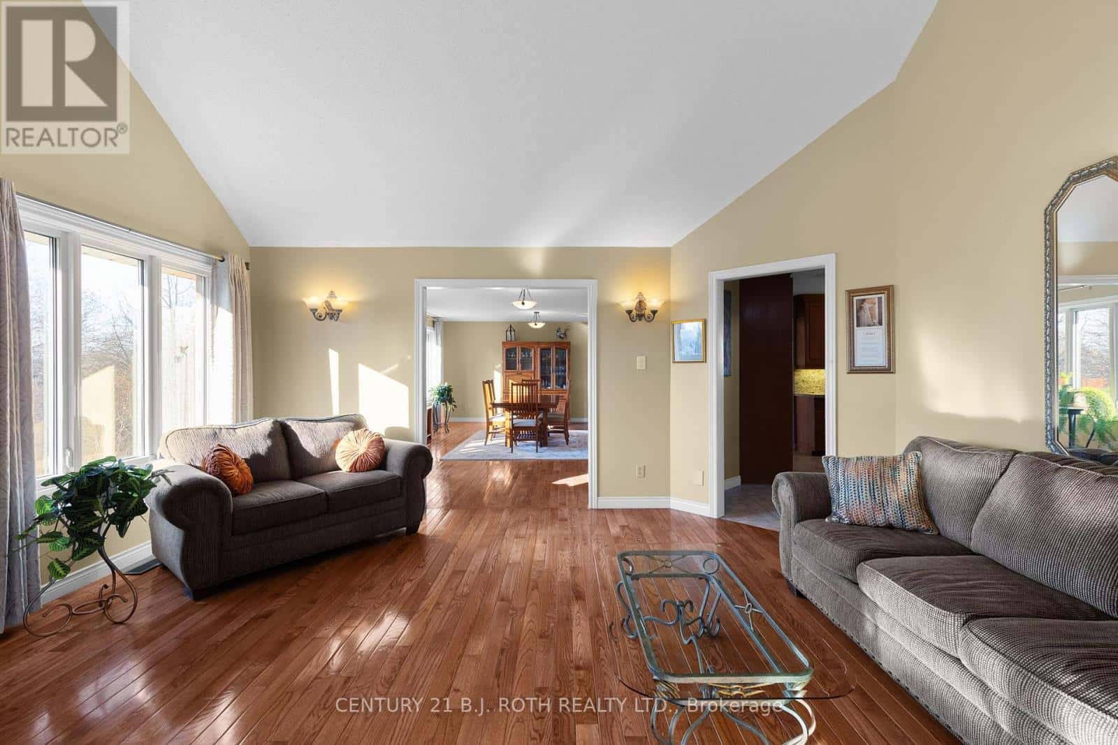 30 TECUMSETH HEIGHTS DRIVE — New Tecumseth, Ontario - Photo 5 of 40