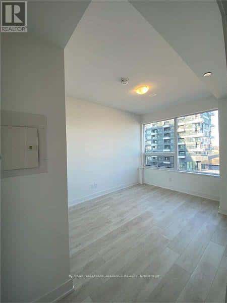 825 - 2485 TAUNTON ROAD — Oakville (OA Rural Oakville), Ontario - Photo 3 of 23