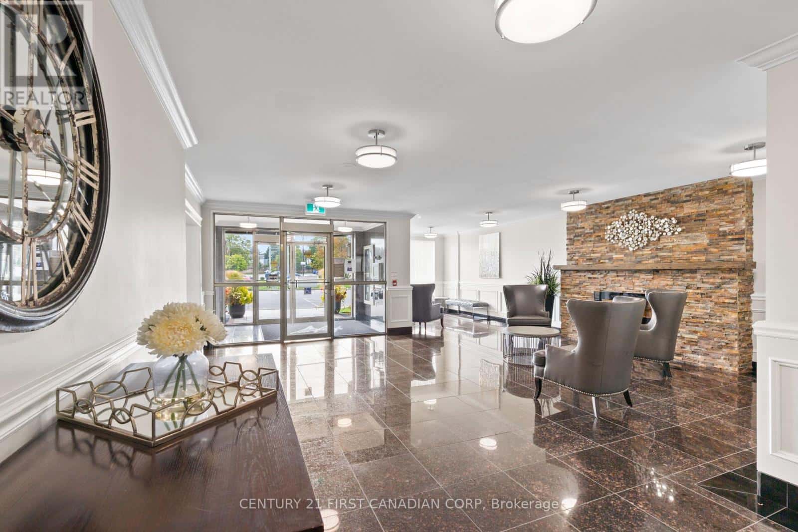 701 - 353 COMMISSIONERS ROAD W — London South (South D), Ontario - Photo 5 of 15