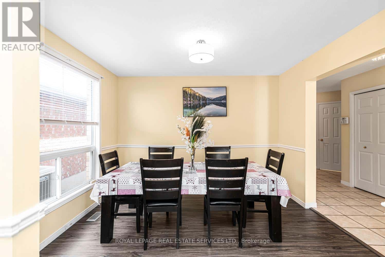 59 DEERPATH DRIVE — Guelph (Willow West/Sugarbush/West Acres), Ontario - Photo 2 of 42