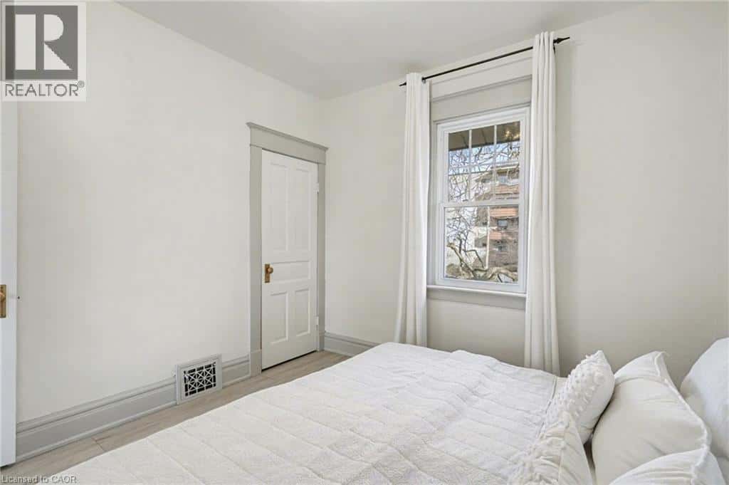 39 FIELDEN Street — Port Colborne, Ontario - Photo 3 of 25