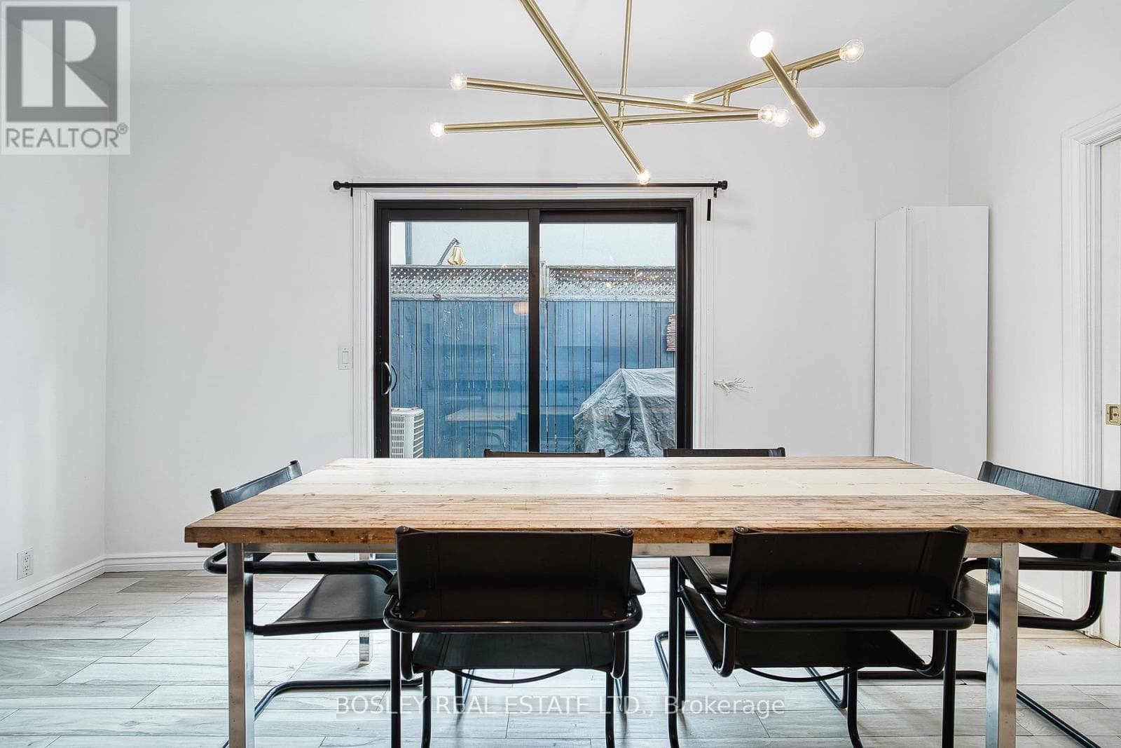 181 ARGYLE STREET — Toronto (Little Portugal), Ontario - Main photo