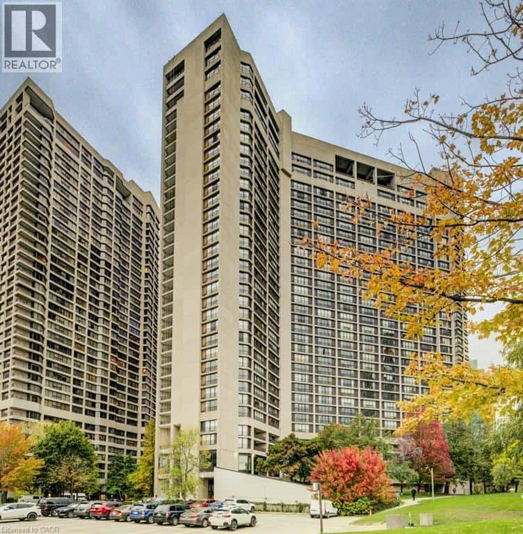 33 HARBOUR Square 2801