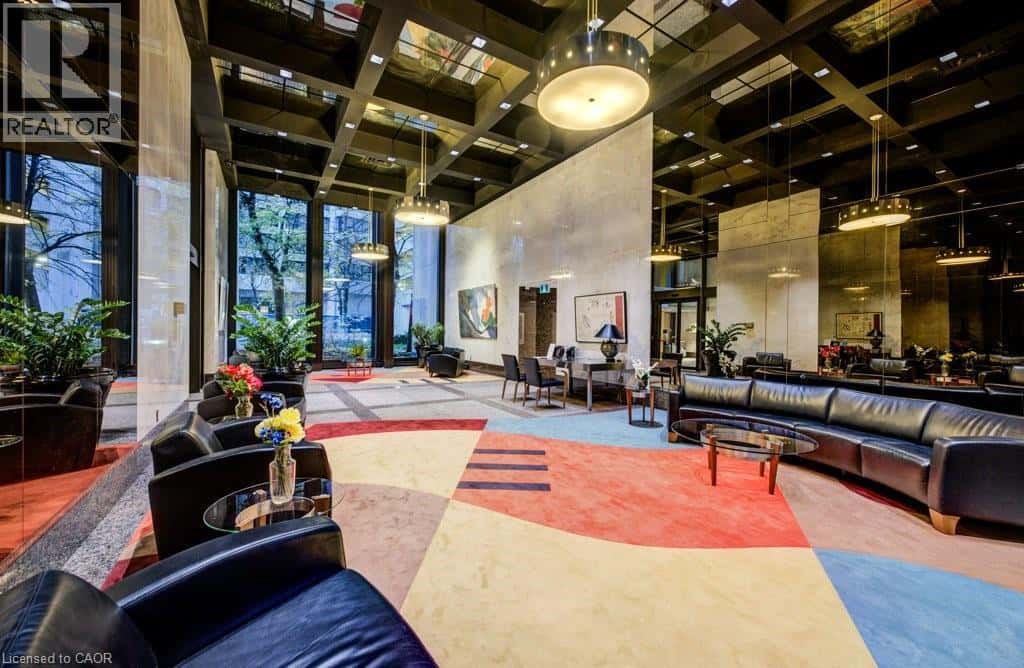 33 HARBOUR Square Unit# 2801 — Toronto, Ontario - Photo 5 of 41