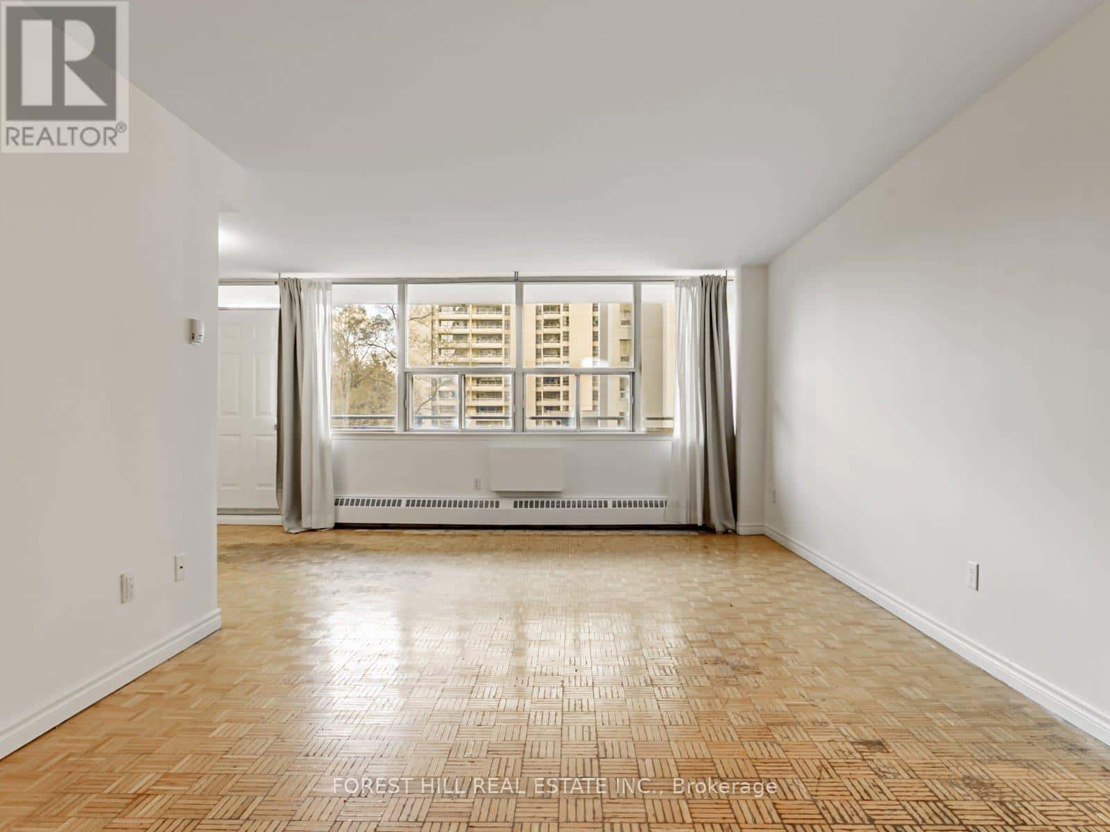 307 - 155 MARLEE AVENUE — Toronto (Briar Hill-Belgravia), Ontario - Photo 4 of 25