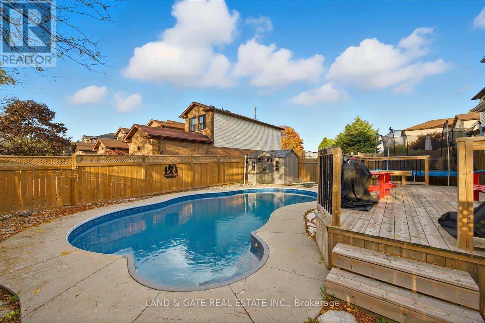 76 MOYSE DRIVE — Clarington (Courtice), Ontario - Photo 3 of 50