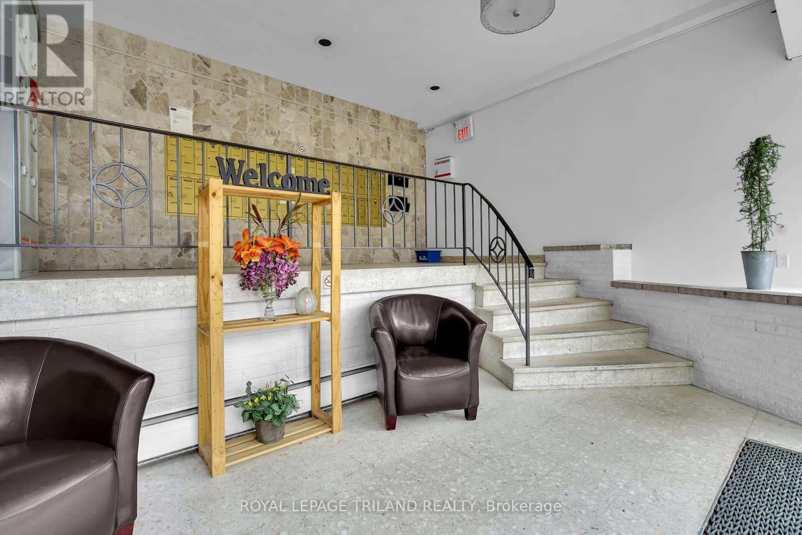 227 Cathcart Street 101